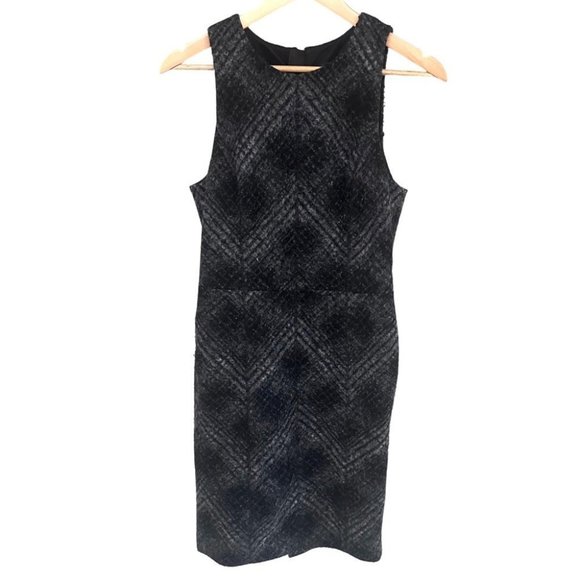 Banana Republic Dresses & Skirts - Banana Republic Grey Sheath Dress Size  4